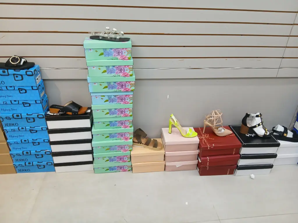 ZAPATOS EN OFERTA 10 