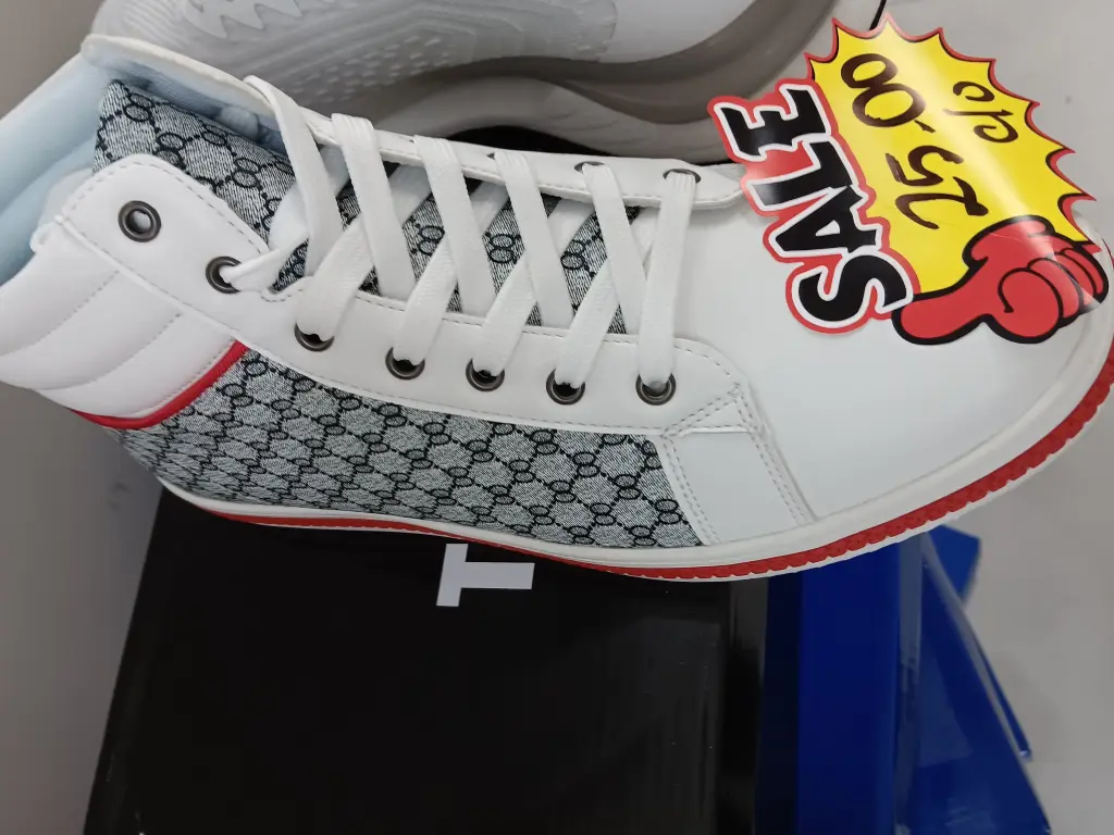 ZAPATO CON DISENO ITALIANO DE HOMBRE 